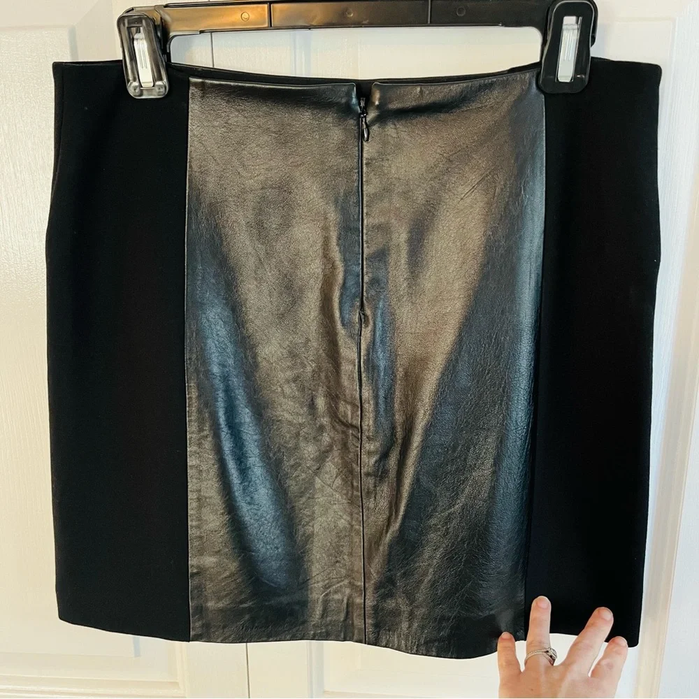 Madewell Leather Mini Skirt, Size 8 - Picture 3 of 6